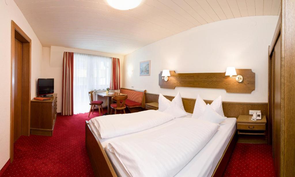 Hotel Edelweiss 파운드 객실 사진